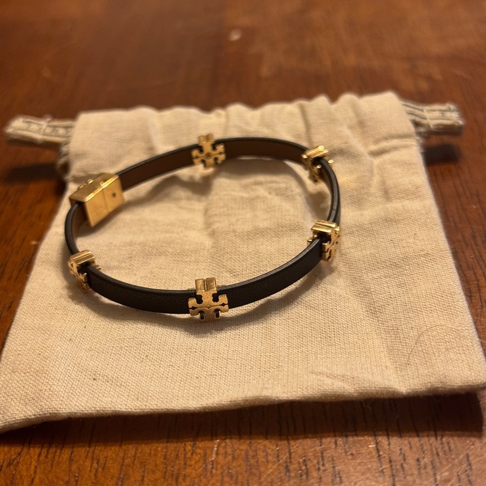 Tory Burch Eleanor Brio Bracelet - Black